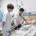 “立刻手術(shù)！” 隨州市中心醫(yī)院多學(xué)科協(xié)作為85歲老人搶回生機(jī)