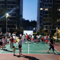 暑假“趣”白桃村碧桂園·半山悅小區(qū)！ 電影、小攤、玩水……警民共把安全“講”出彩